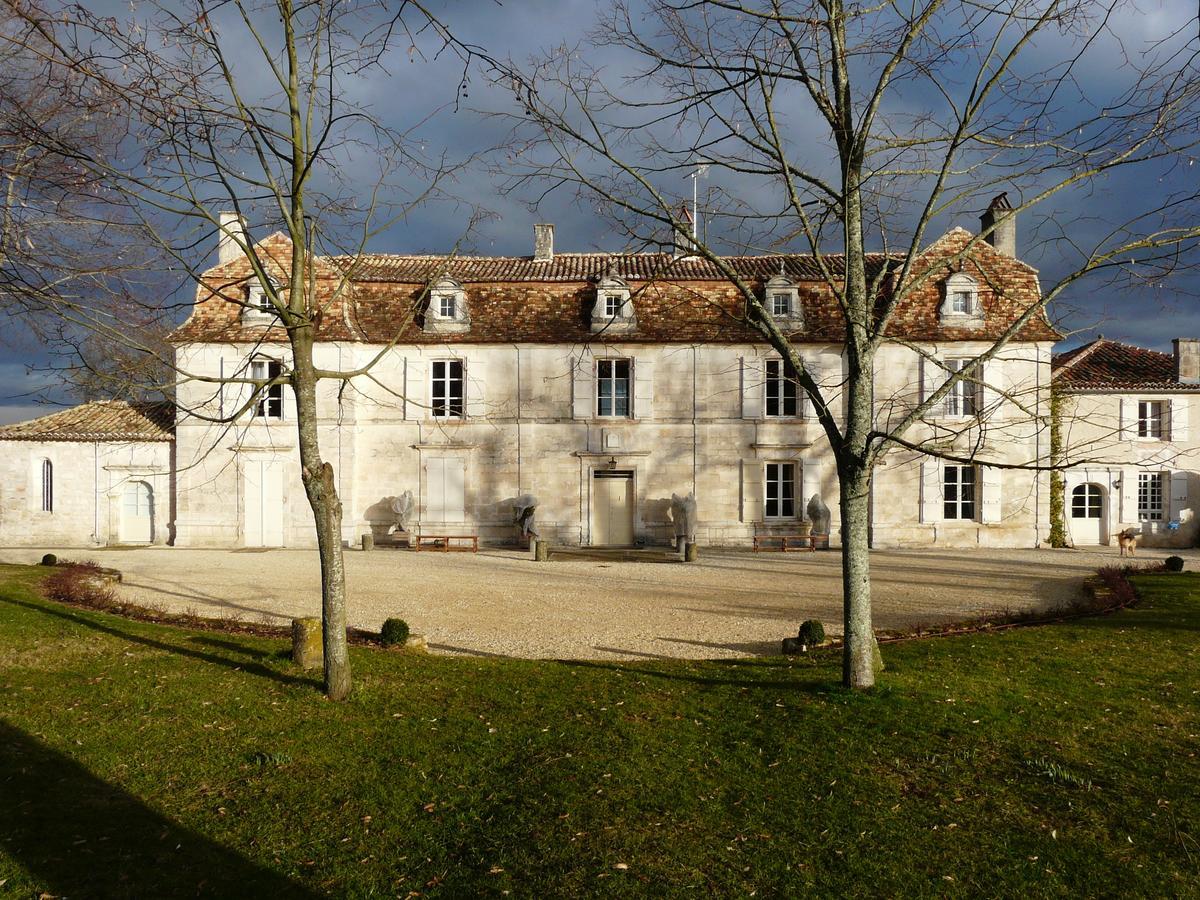 Touvre Chateau Manoir De La Leche מראה חיצוני תמונה