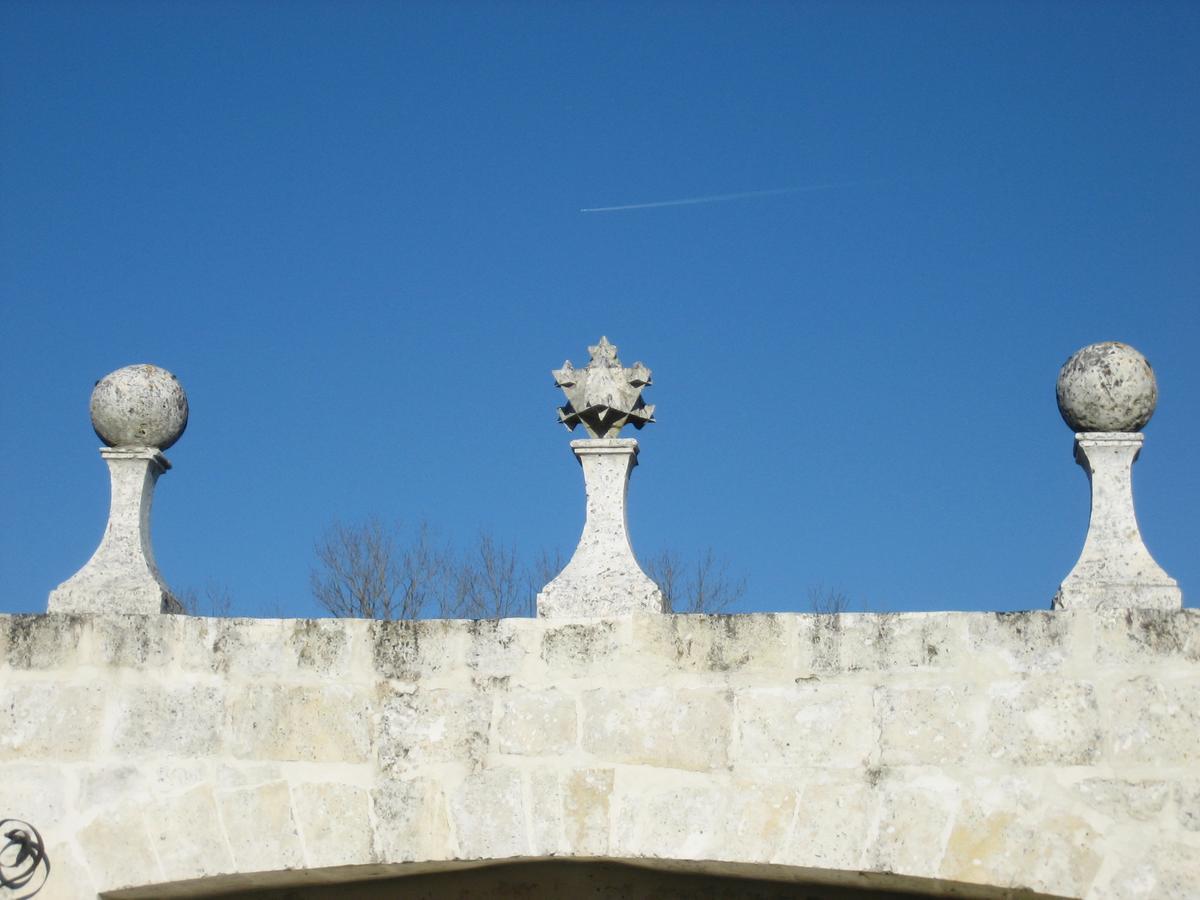Touvre Chateau Manoir De La Leche מראה חיצוני תמונה