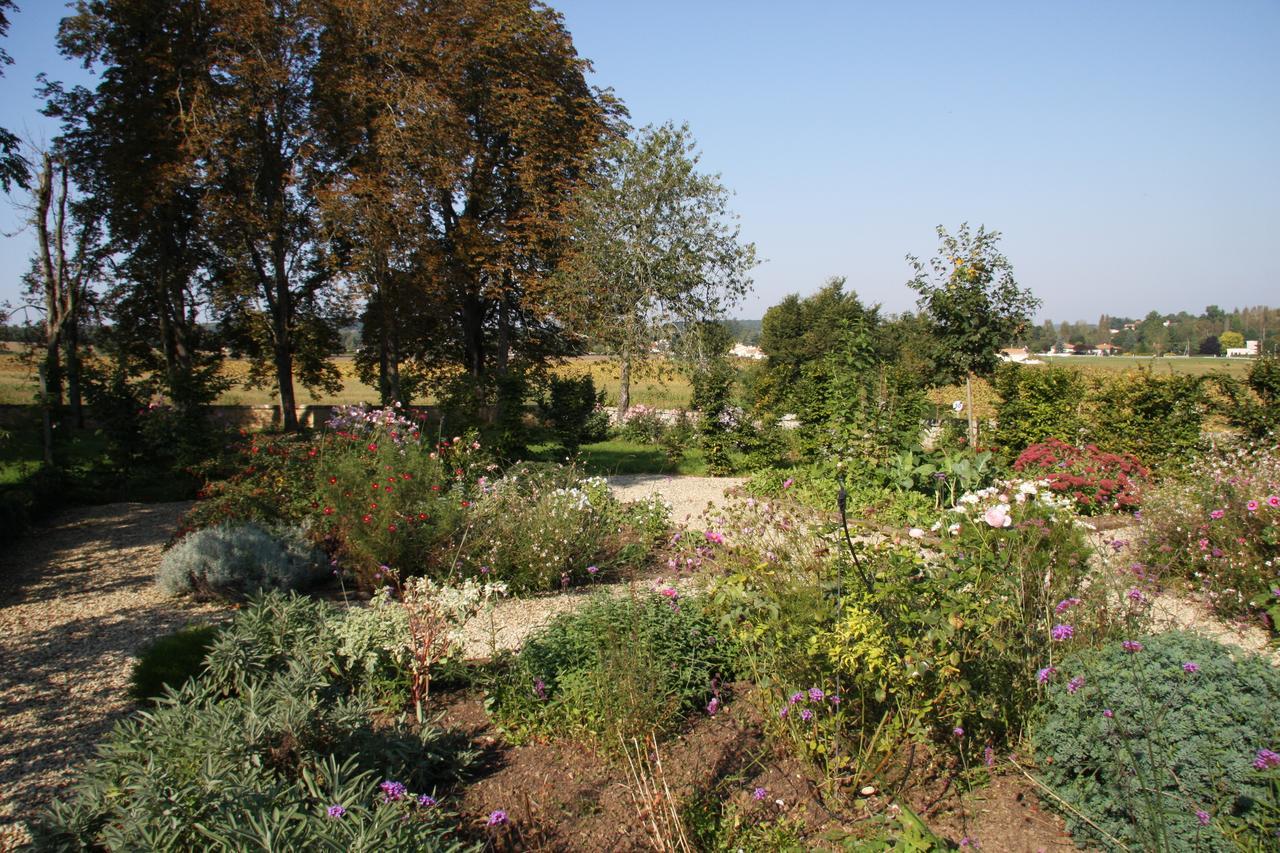 Touvre Chateau Manoir De La Leche מראה חיצוני תמונה